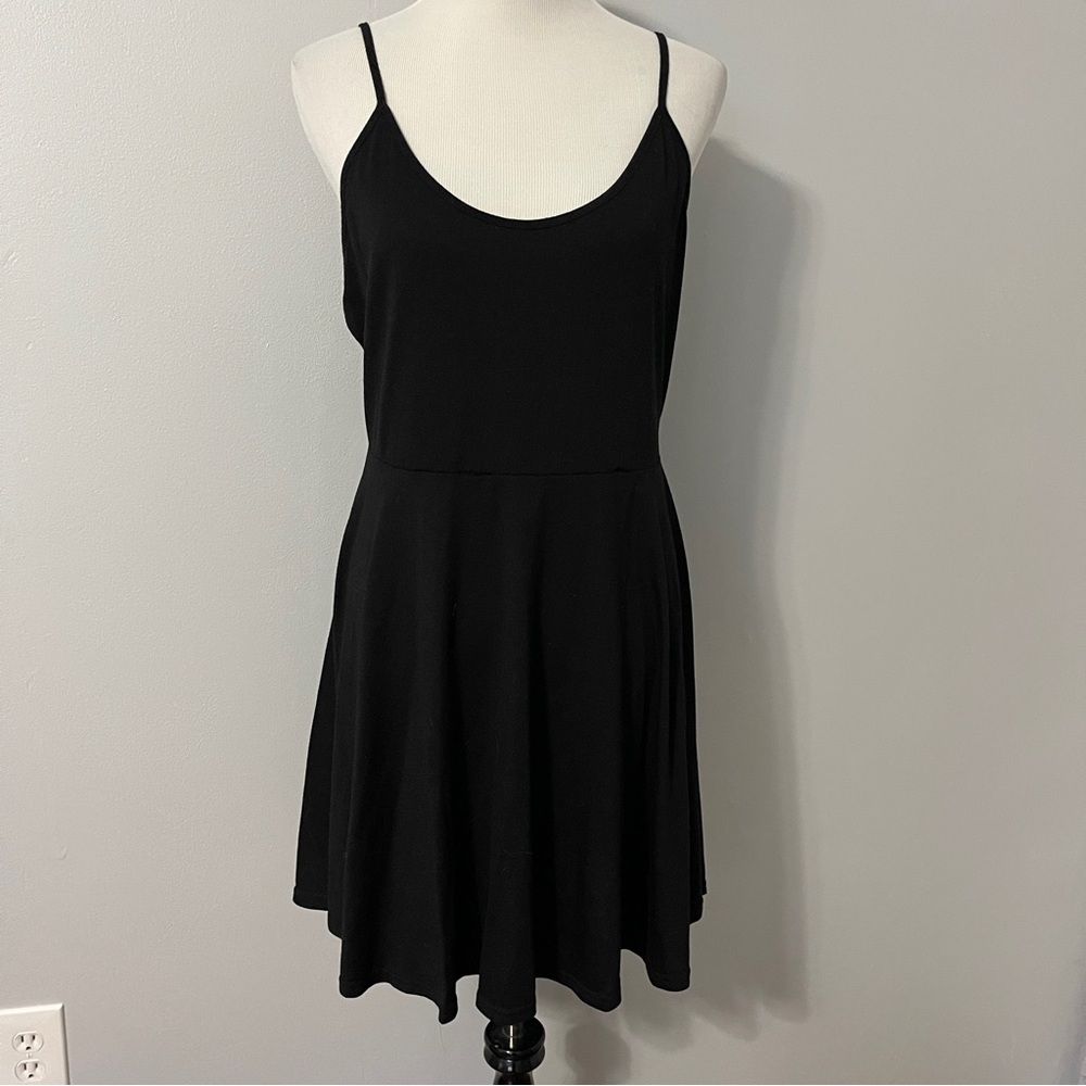 Black Sleeveless spaghetti strap Dress